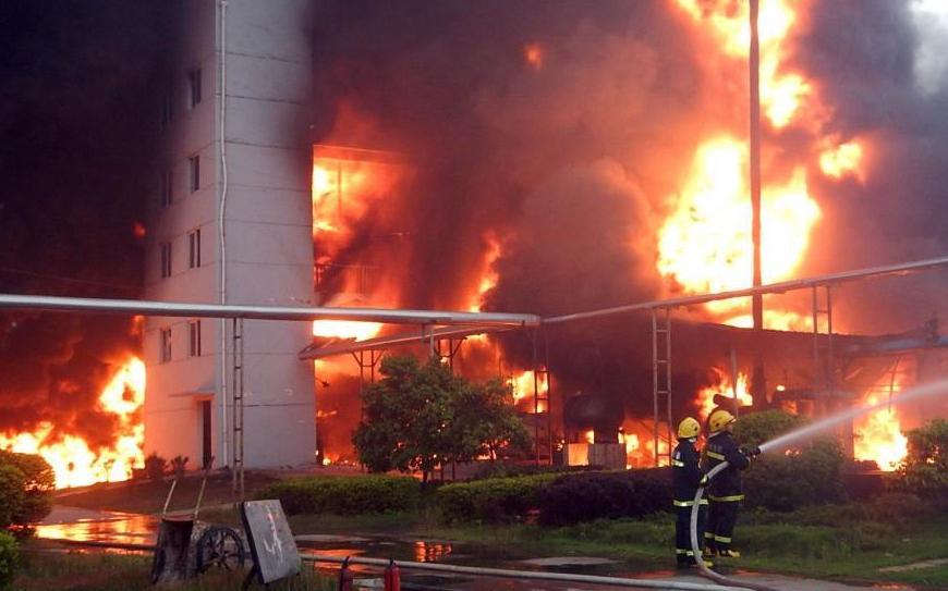 江西赣州一化工厂发生爆炸 过火面积800余平方米