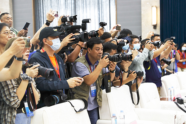 第三届中国新闻摄影周开幕