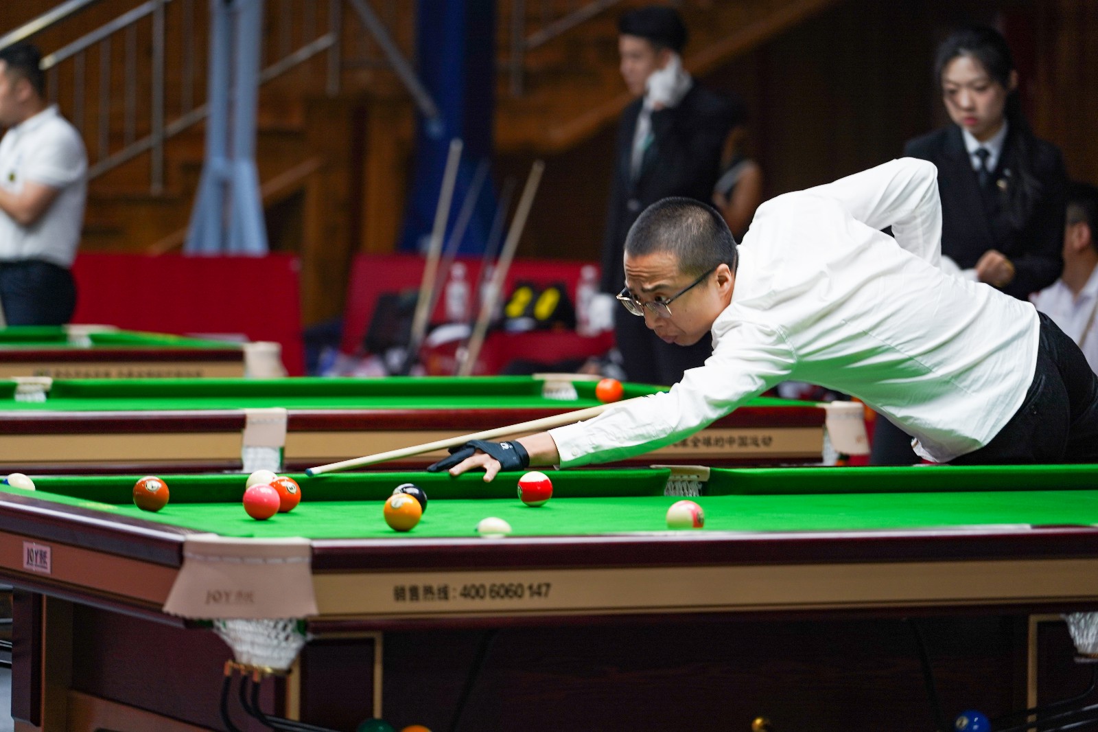 顶级球星同台竞技足球篮球激情碰撞尽在857直播