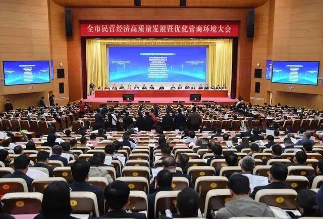 德州時尚服裝哪裏有（德州服飾）