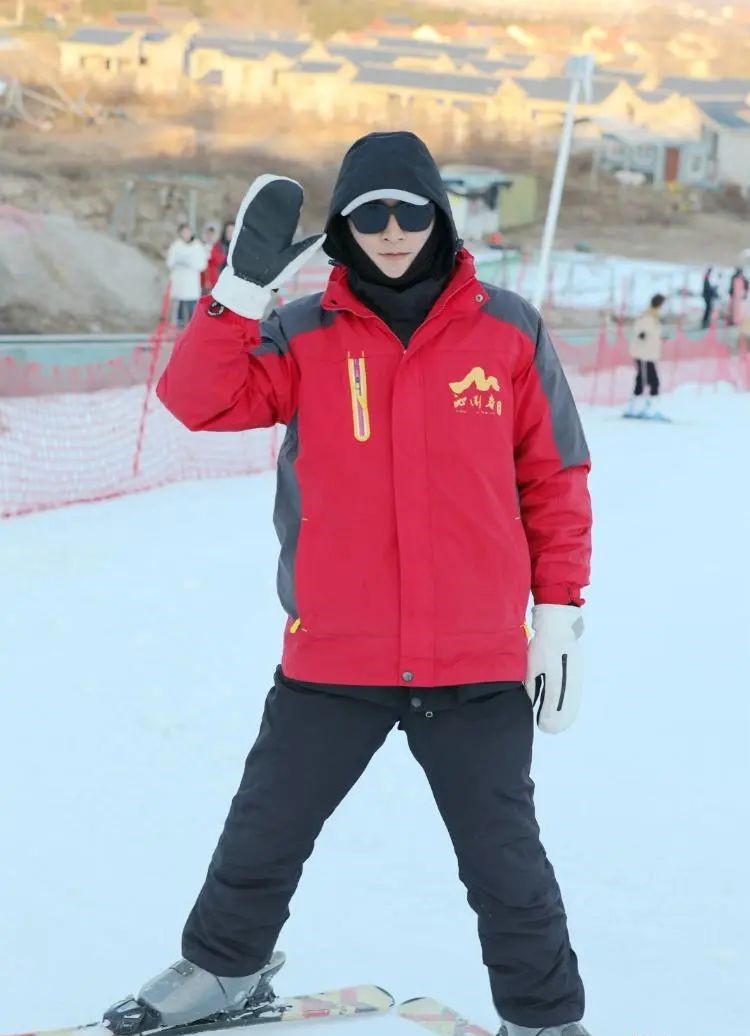 1703484523626058254.jpg 沁园春3.jpg