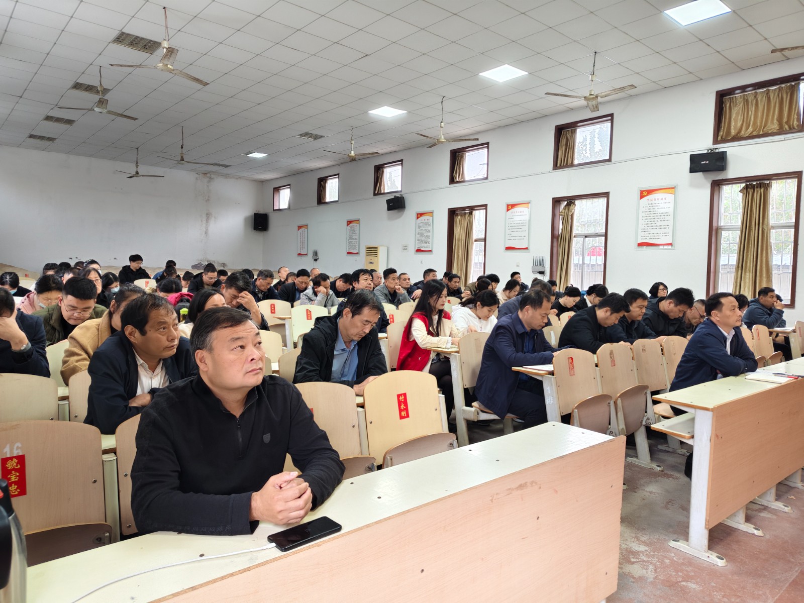 1762574643856012260.jpg 微信图片_20251108074144_98_300.jpg