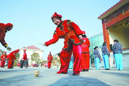 多彩民俗闹新春