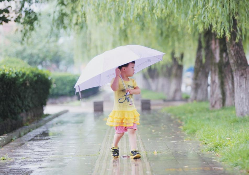 阴雨绵绵