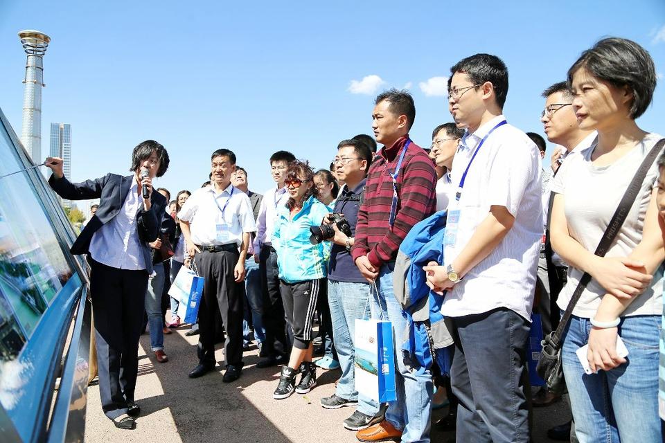 130 多位高层次人才国庆回家