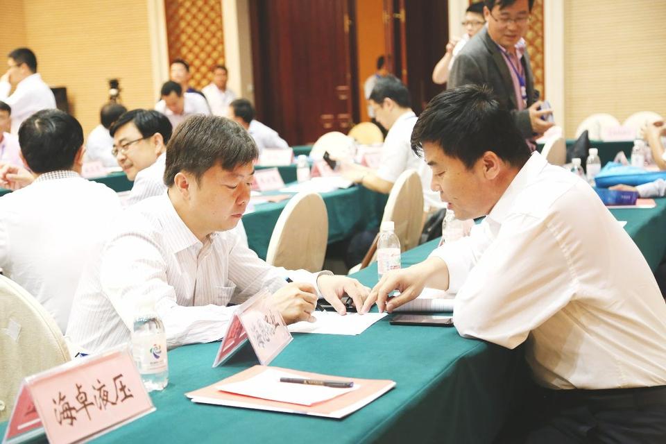 解决技术难题 寻求合作交流