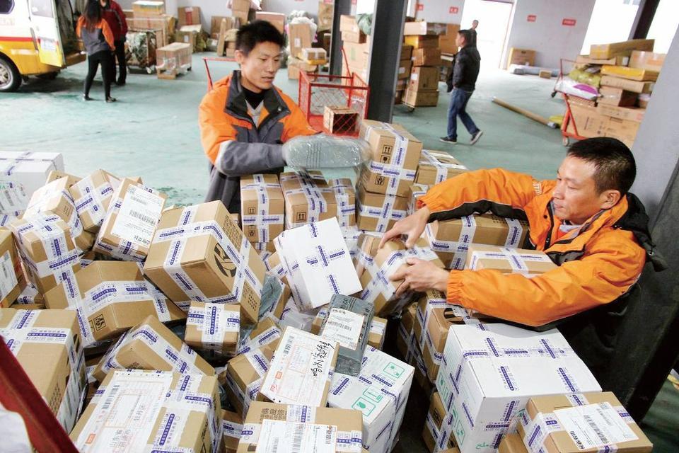 一大波儿快件正往日照“赶”来