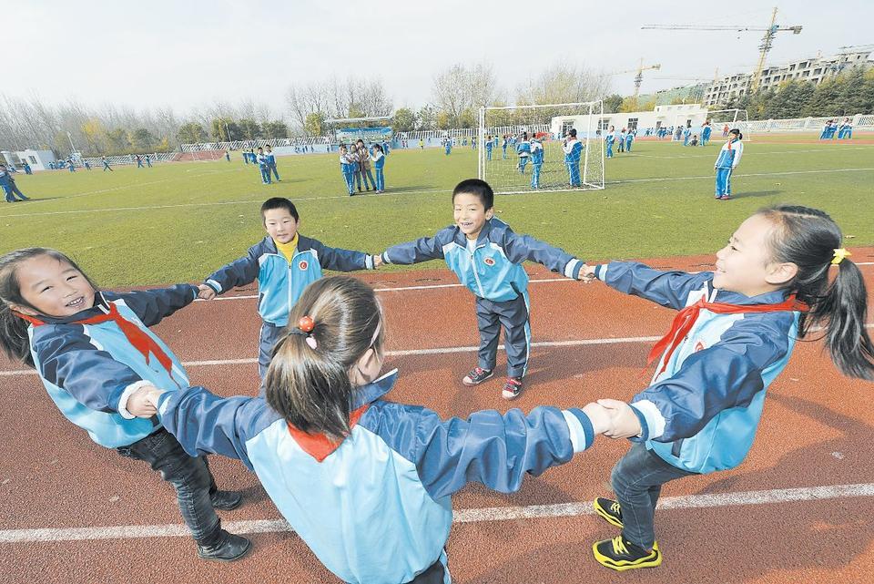 免费校服