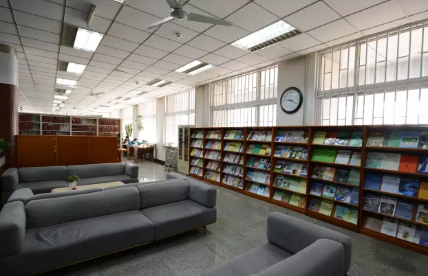 日照市图书馆12月26日正式开馆无线网络全覆盖