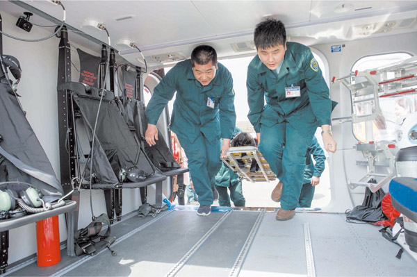 日照开展直升机航空医疗救援技能培训