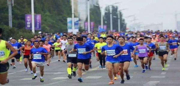 日照发达集团总冠名2018日照国际马拉松
