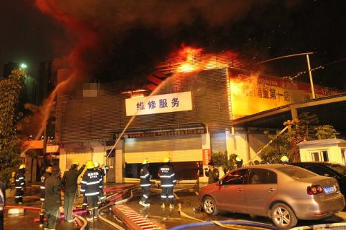 奎山汽贸城宝沃4S店火灾情况通报