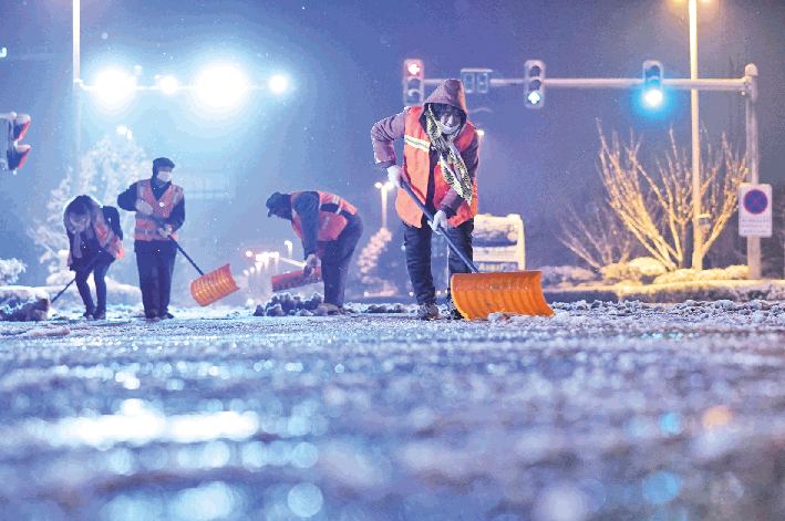 街头路上热火朝天的你们最美