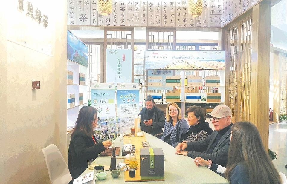 惊艳亮相！日照绿茶香飘世博会