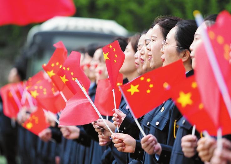 为劳动放歌 为祖国点赞