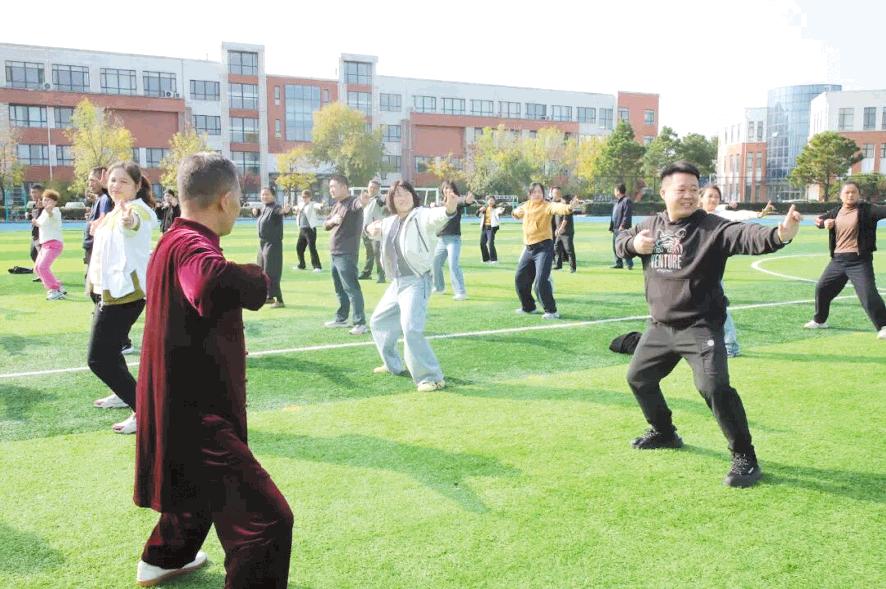 健身公益课走进涛雒