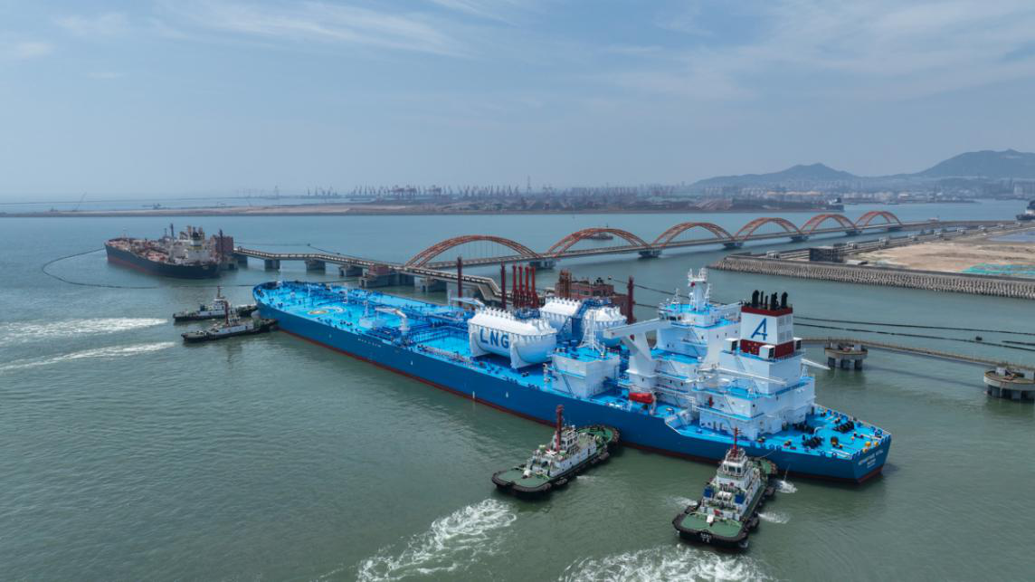 日照港lng动力油轮完成第二次接卸